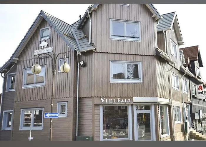 Valhalla's Huette Daire *